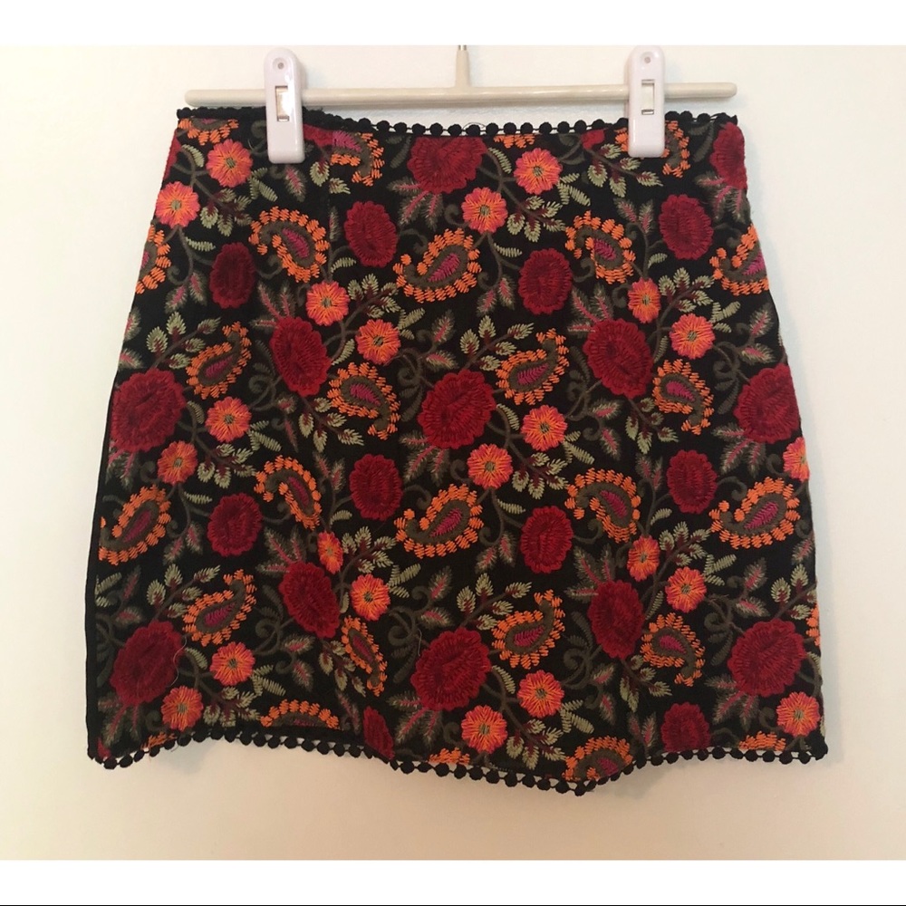 Luxxel Embroidered Mini Skirt